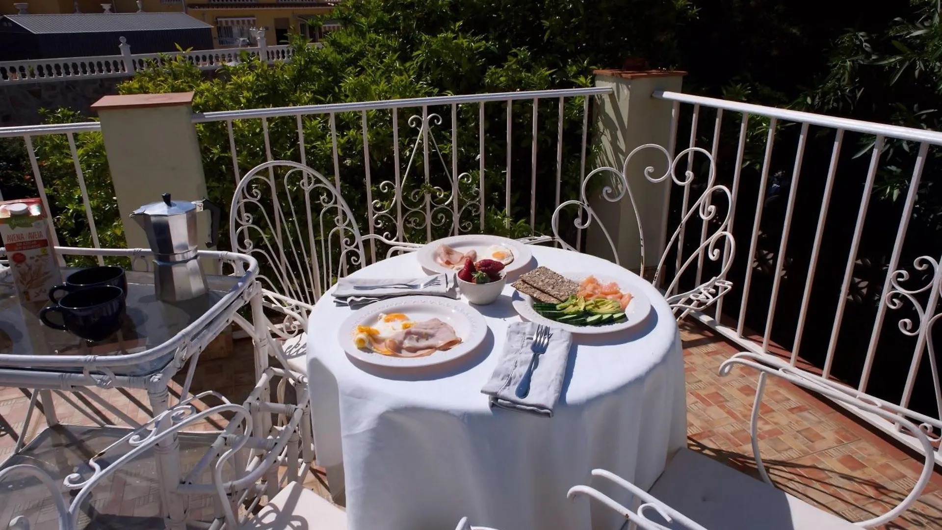 Authentic Andalusian Boho Villa - Pool - Garden-Bbq- 7 Guests Benalmádena